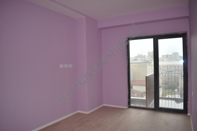 Office for rent in Kavaja street in Tirana.&nbsp;
The apartment it is positioned on the 4th floor o